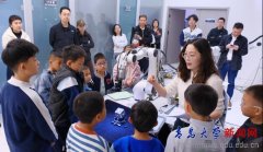 以“看得见、摸得着、玩得懂”的立异模